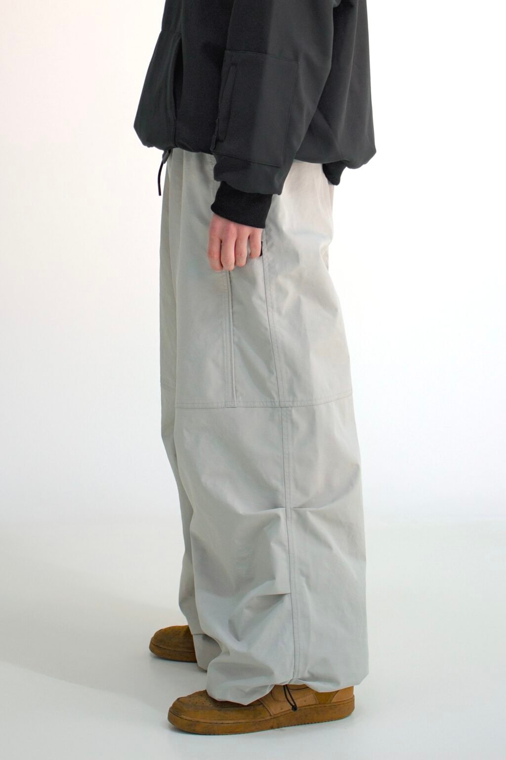 PINNACEL WIDE CUT SNOWPANTS LIGHT GREY